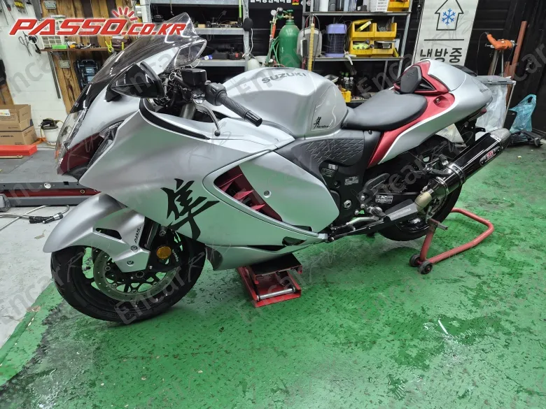 SUZUKI GSX R 1300 HAYABUSA - фото 1