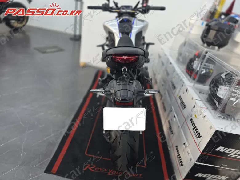 YAMAHA MT 09 SP - фото 2