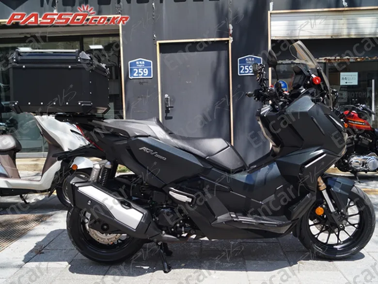 Honda Adv 350 - фото 0