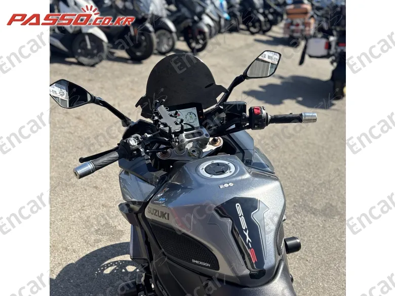 Suzuki Gsx S 1000 Gt - фото 3