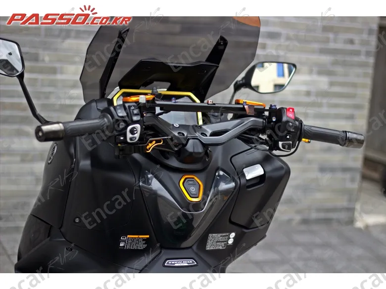 Yamaha T Max 560 - фото 3
