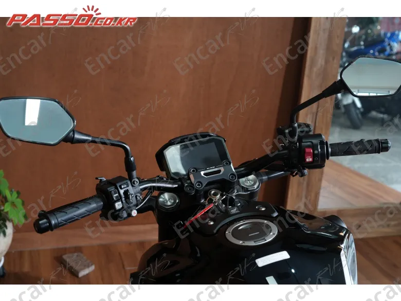 Honda Cb 1000 R - фото 3