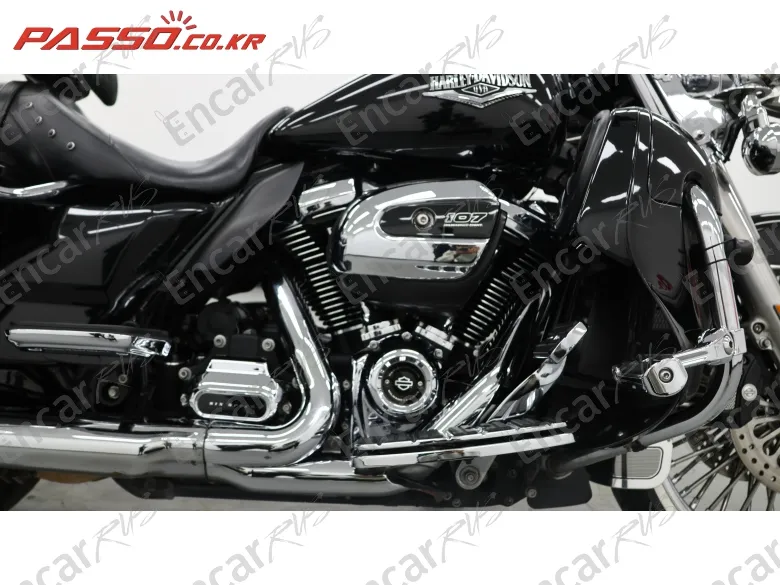 Harley-Davidson Flhr - фото 4