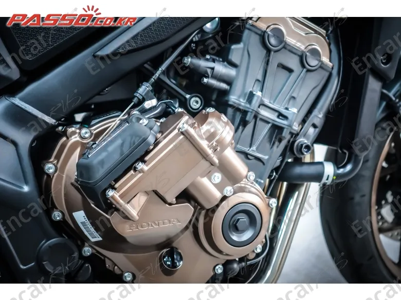 Honda Cb 650 R E-Clutch - фото 4