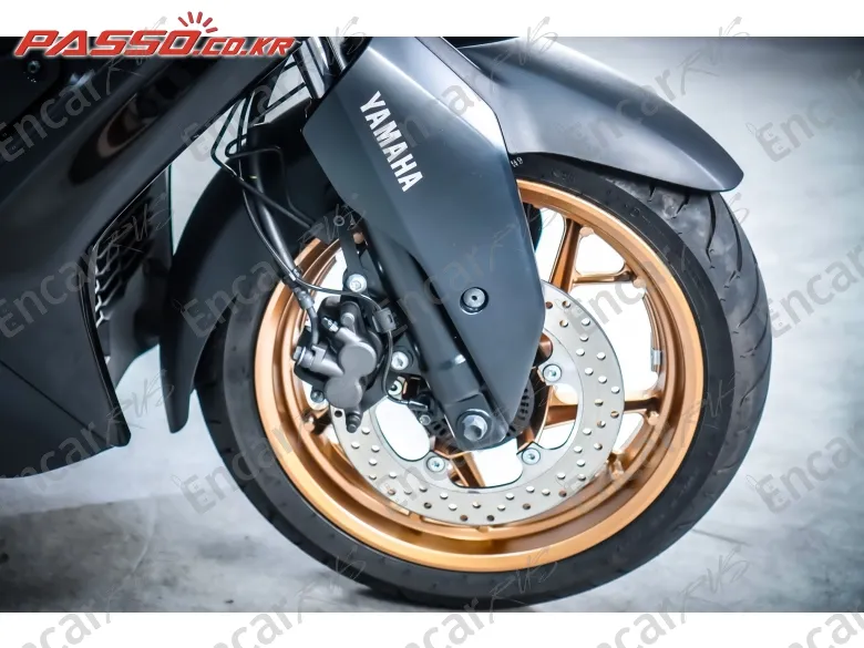Yamaha X Max 300 Abs - фото 5