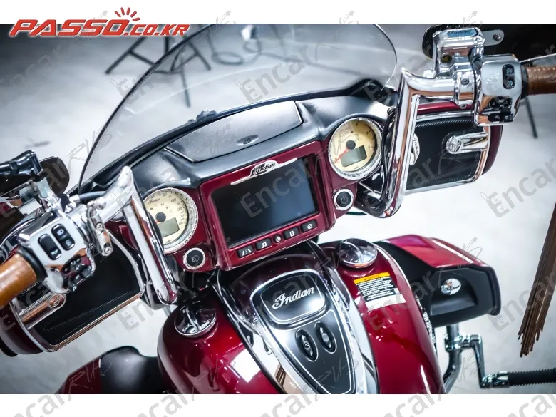 Indian Chief Roadmaster - фото 3