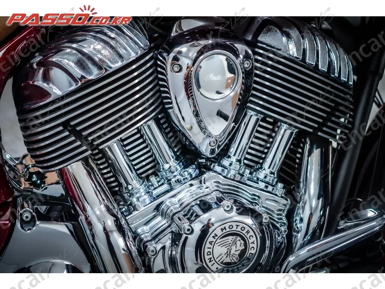 Indian Chief Roadmaster - фото 4