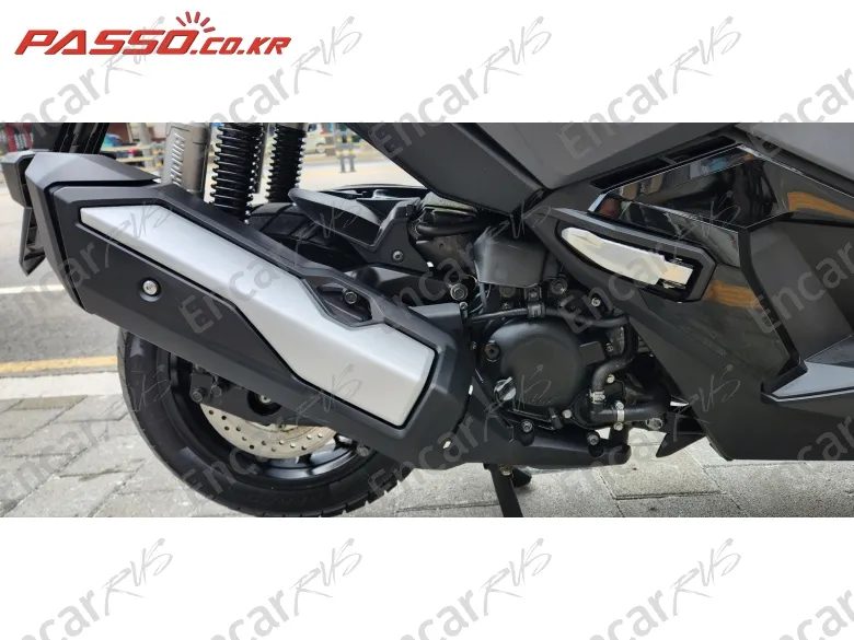 Honda Adv 350 - фото 6