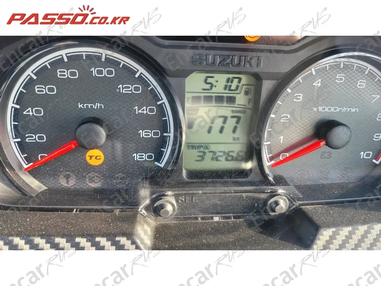 Suzuki Burgman 400 Abs - фото 3