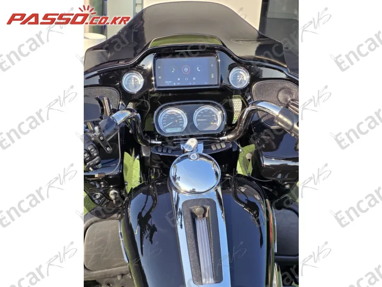 Harley-Davidson Road Glide Limited - фото 3