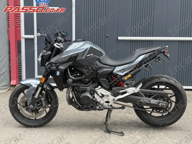 Bmw F 900 R - фото 1