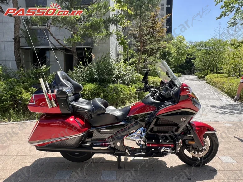 Honda Goldwing 1800 - фото 0
