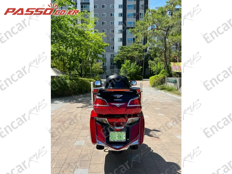 Honda Goldwing 1800 - фото 2