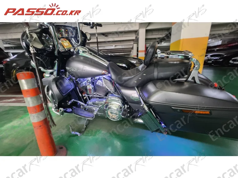 Harley-Davidson Flhx - фото 4