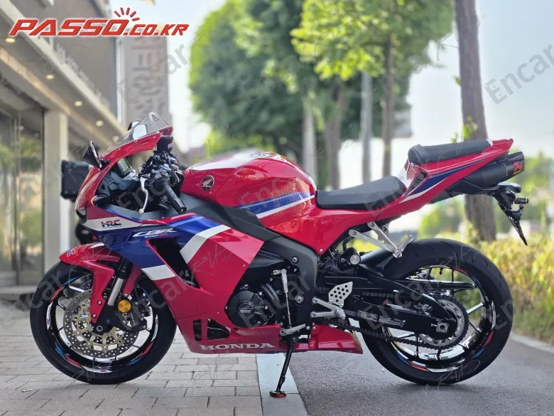 HONDA CBR 600 RR - фото 1