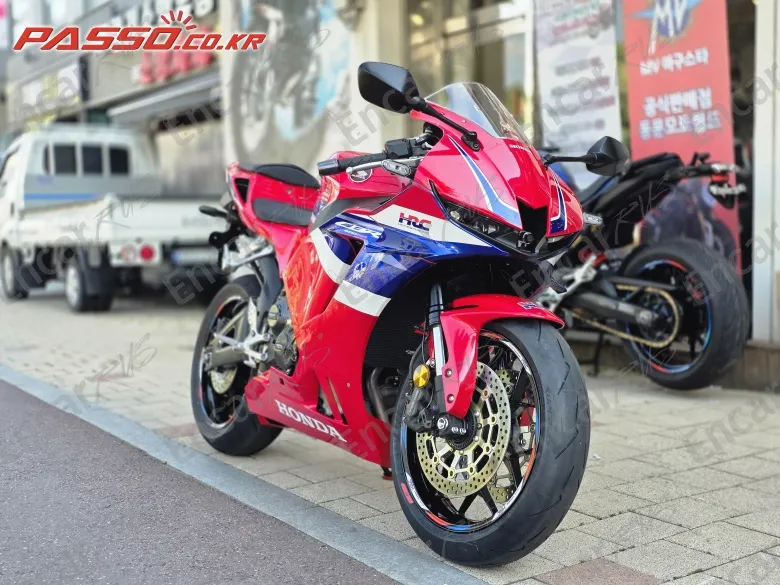 HONDA CBR 600 RR - фото 5