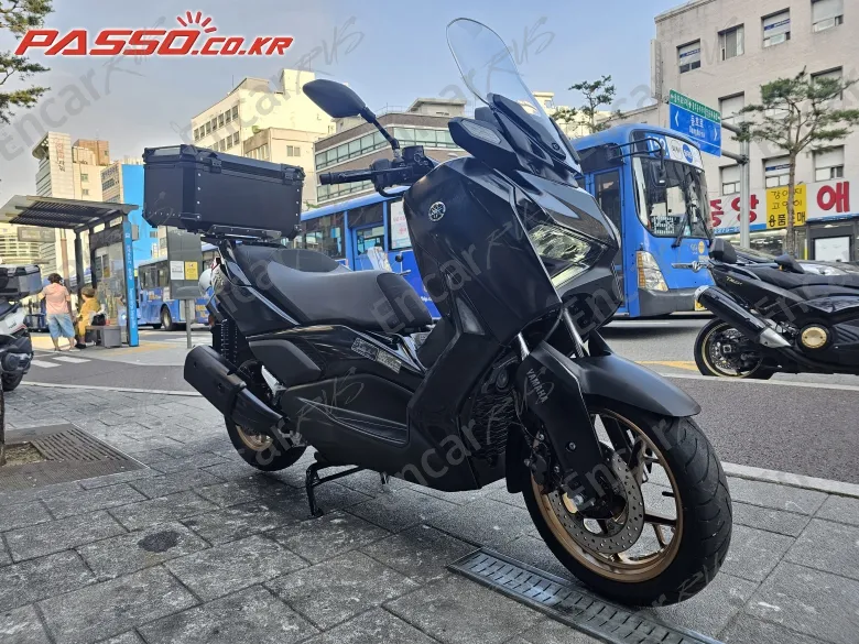 YAMAHA X MAX 300 ABS - фото 2