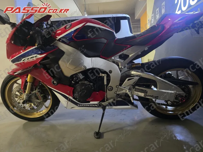 HONDA CBR 1000 RR SP - фото 1