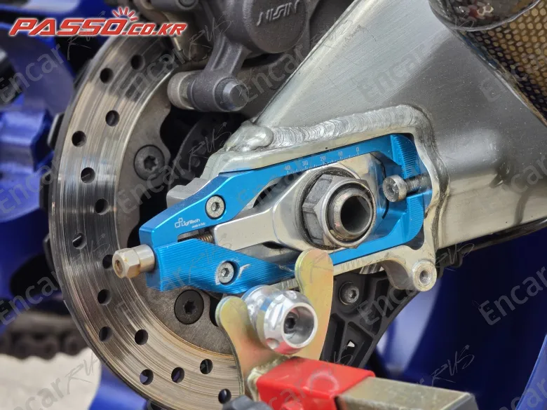 YAMAHA YZF R1 M - фото 5