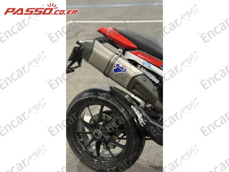 Ducati Hypermotard 939 - фото 6