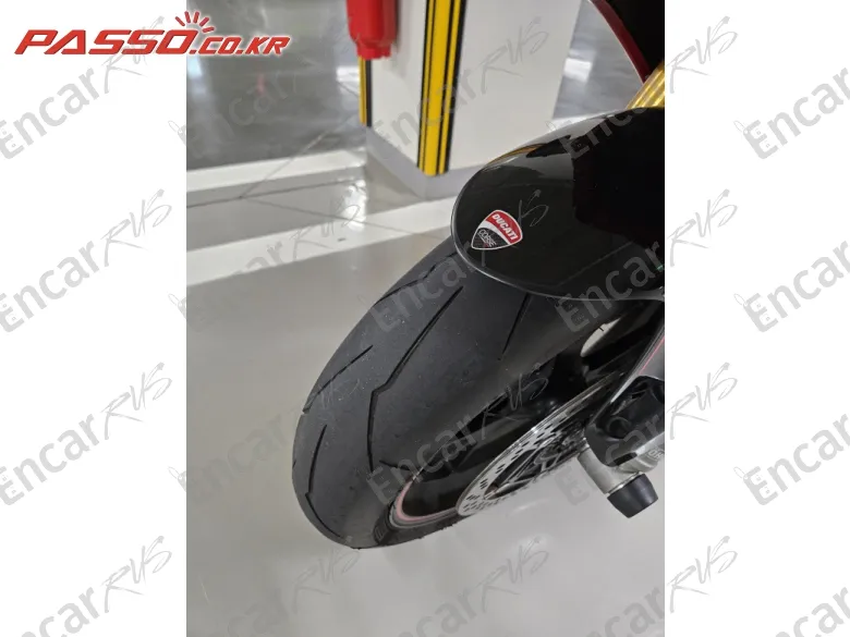 DUCATI PANIGALE V4 S - фото 5