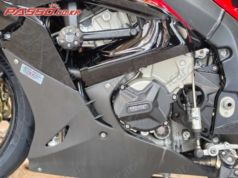 BMW S 1000 RR - фото 4
