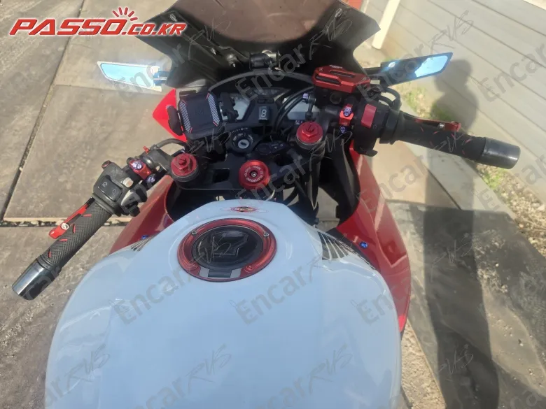 HONDA CBR 650 F - фото 3
