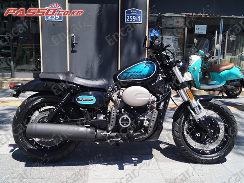 HYOSUNG AQUILA 300 - фото 0