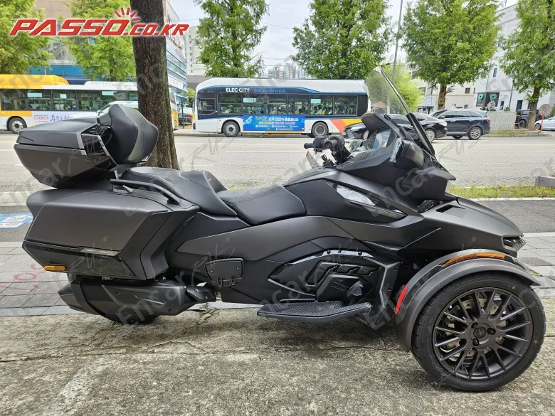 BRP Can-Am Spyder RT Limited