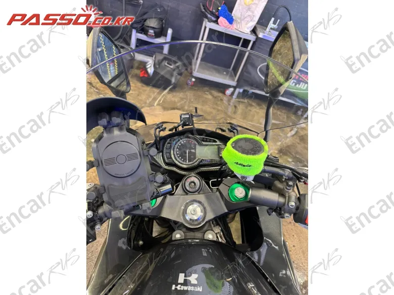 KAWASAKI Z 1000 SX - фото 3