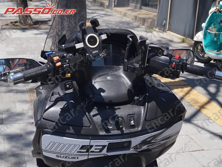 SUZUKI BURGMAN 650 - фото 3