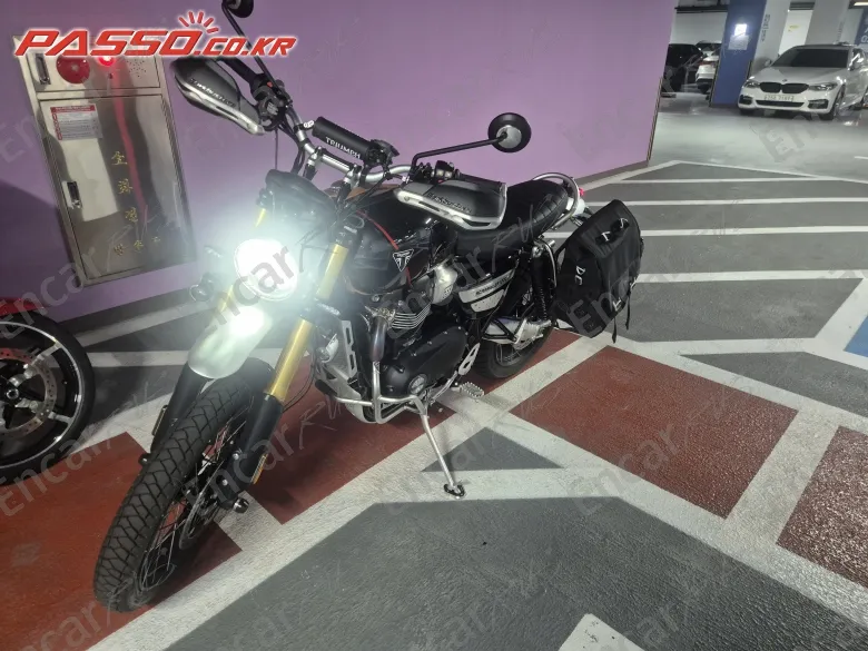 TRIUMPH SCRAMBLER 1200 XE - фото 1