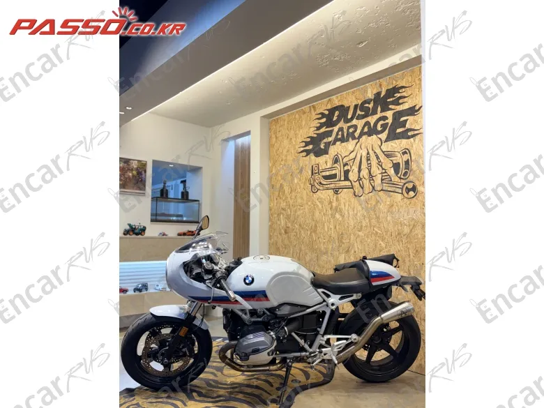 Bmw R Nine T Racer - фото 1