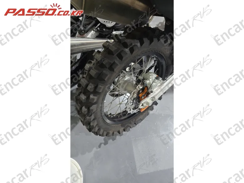 Ktm 690 Enduro R - фото 5