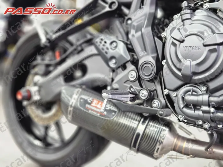 YAMAHA MT 07 - фото 6
