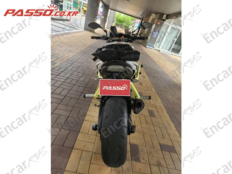 Suzuki Gsx S 1000 - фото 2