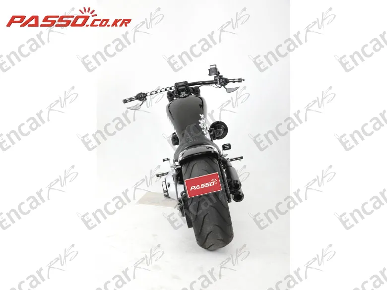 Harley-Davidson Breakout 114 - фото 2