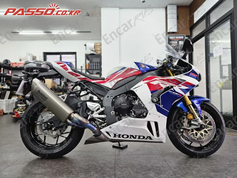 Honda Cbr 1000 Rr-R Fireblade Sp - фото 0