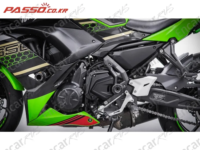 Kawasaki Ninja 650 Abs - фото 4