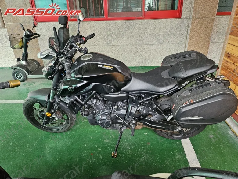 YAMAHA MT 07 - фото 1