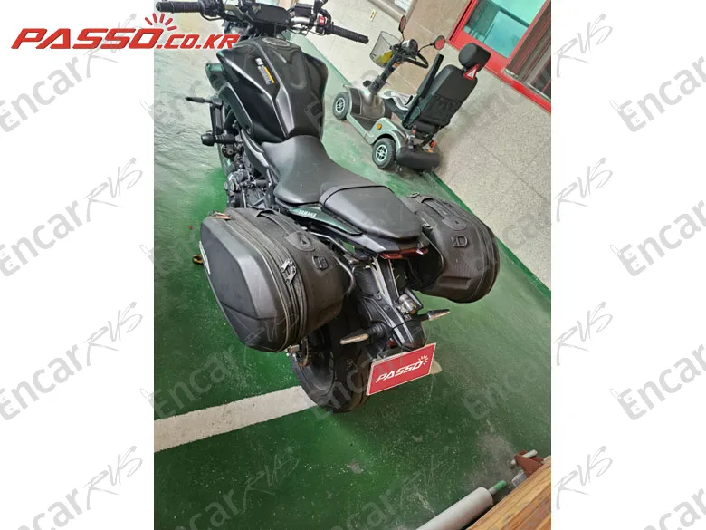 YAMAHA MT 07 - фото 2