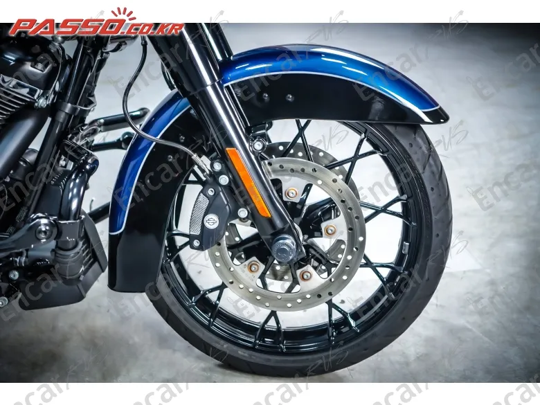 Harley-Davidson Road Glide Special - фото 5