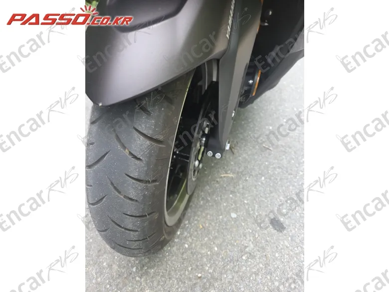 Yamaha T Max 560 - фото 4