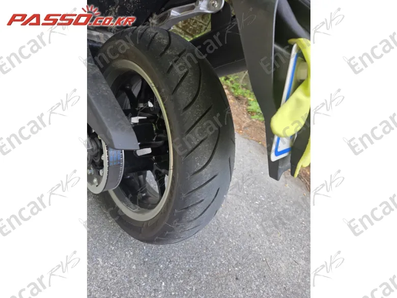 Yamaha T Max 560 - фото 5