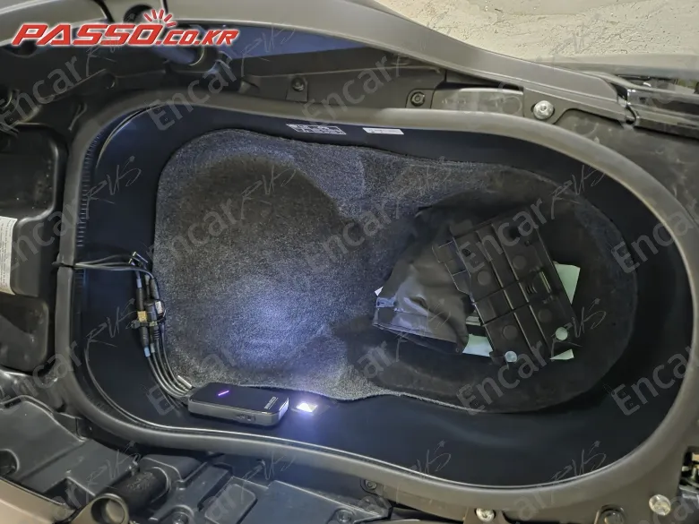 Yamaha T Max 560 - фото 6