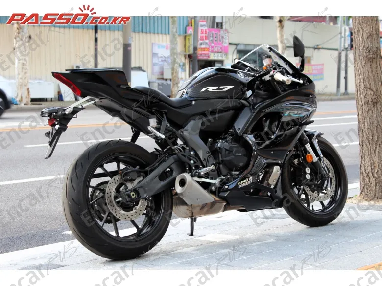 Yamaha Yzf R7 - фото 5