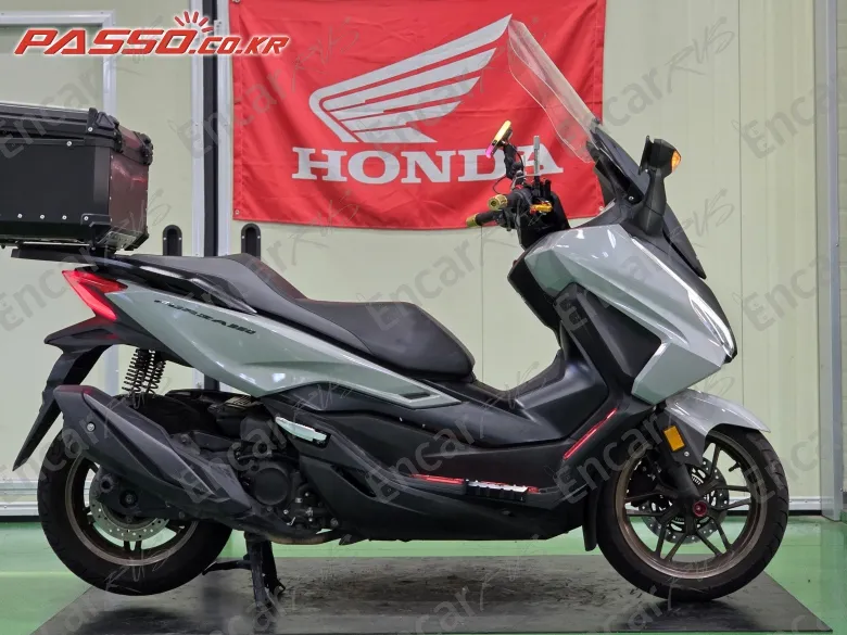 Honda Forza 350 - фото 0