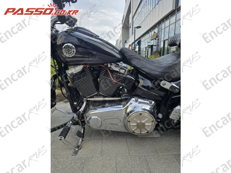 Harley-Davidson Breakout - фото 4