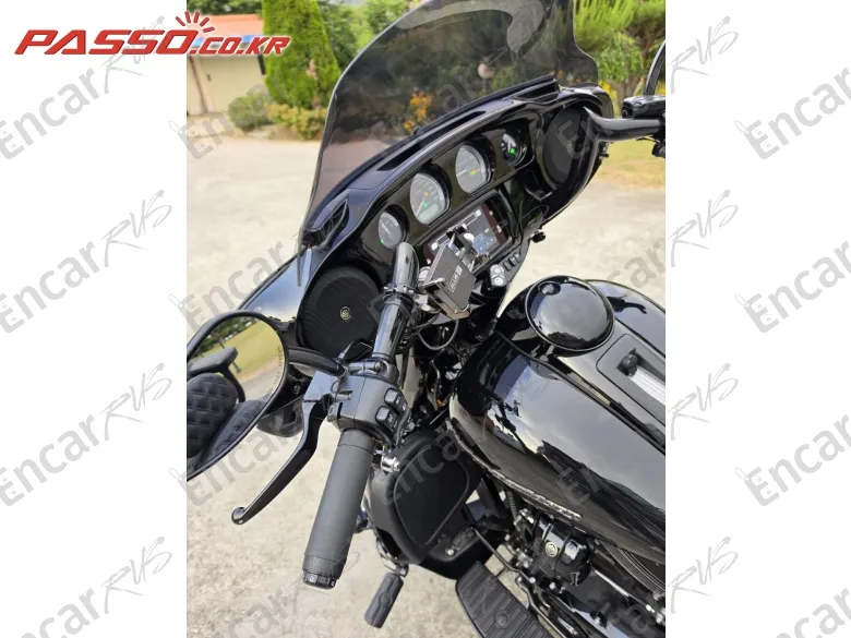 Harley-Davidson Ultra Limited - фото 3