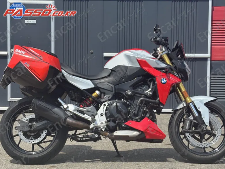 BMW F 900 R - фото 0